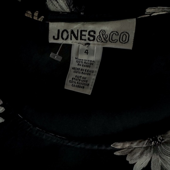 Vintage Floral Black and White Dress - Picture 6 of 6